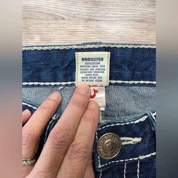 True Religion Joey Big T Jeans - Picture 16 of 17